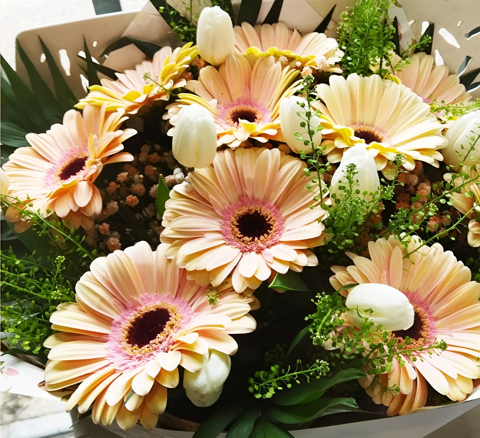 ¡Regala flores a tus seres queridos!